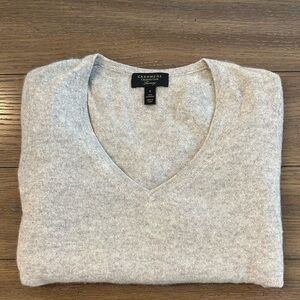 Charter Club Light Gray Women's Cashmere Sweater Size S Gently Worn